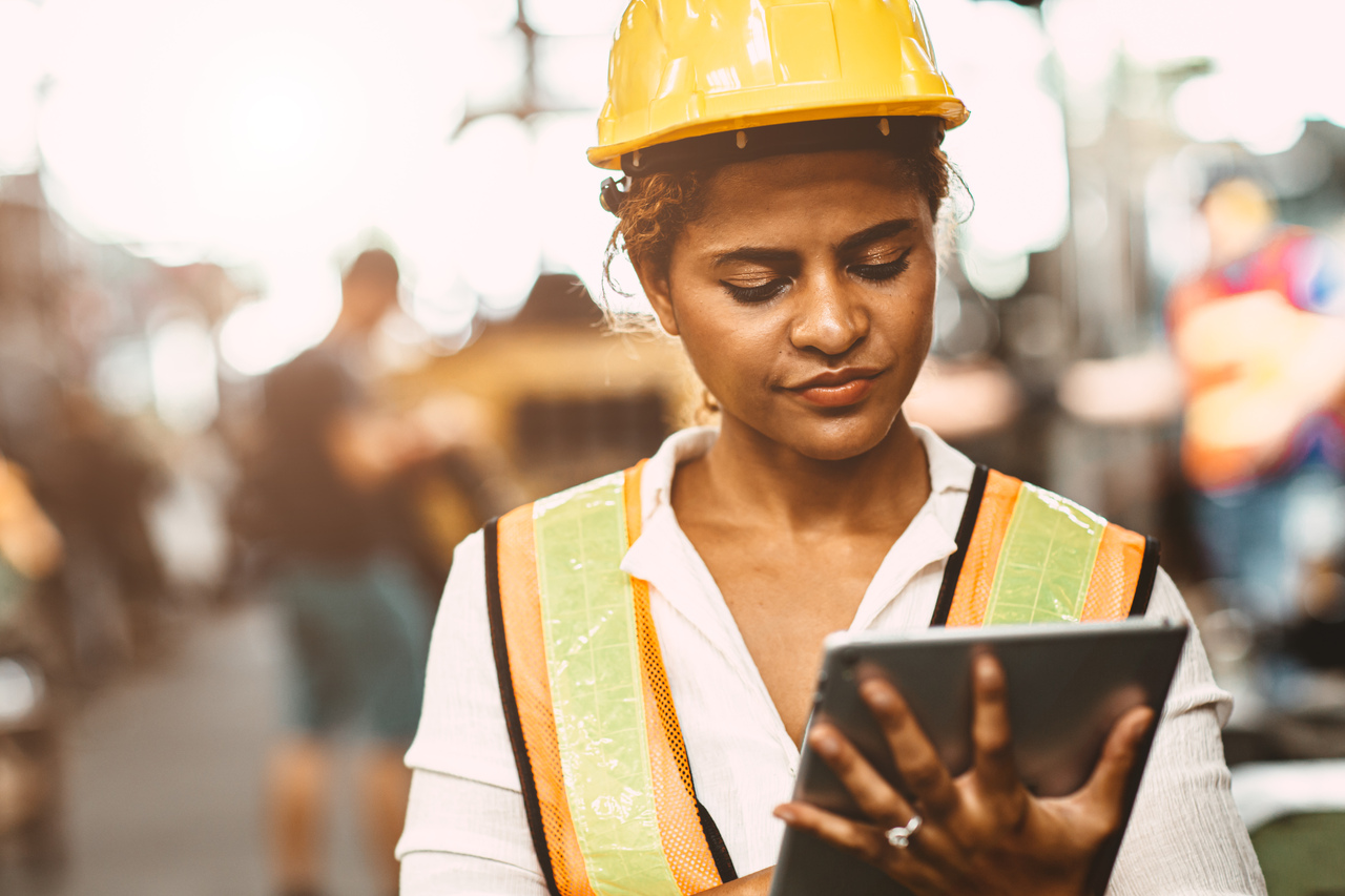 A woman buying steel online