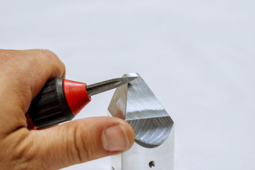 6 Methods of Sheet Metal Deburring