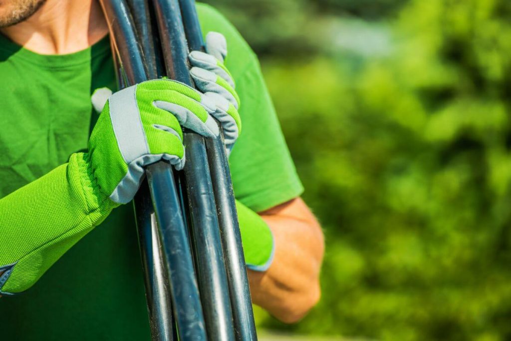 How to Choose Steel Pipes for Water Supply and Irrigation Systems