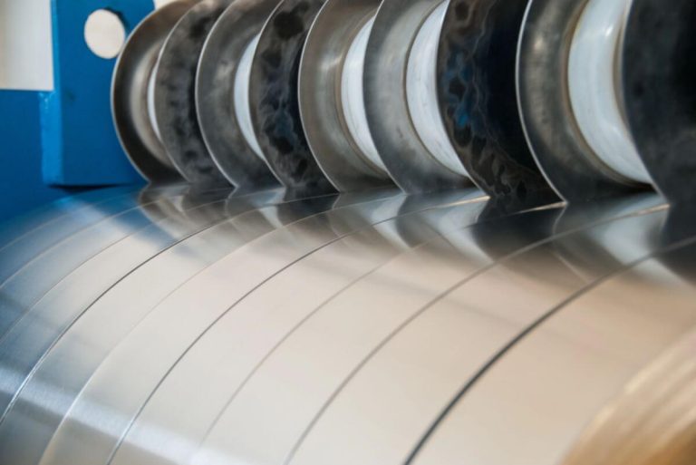 A Guide to Coil Shearing and Slitting: How It Shapes Metal Fabrication