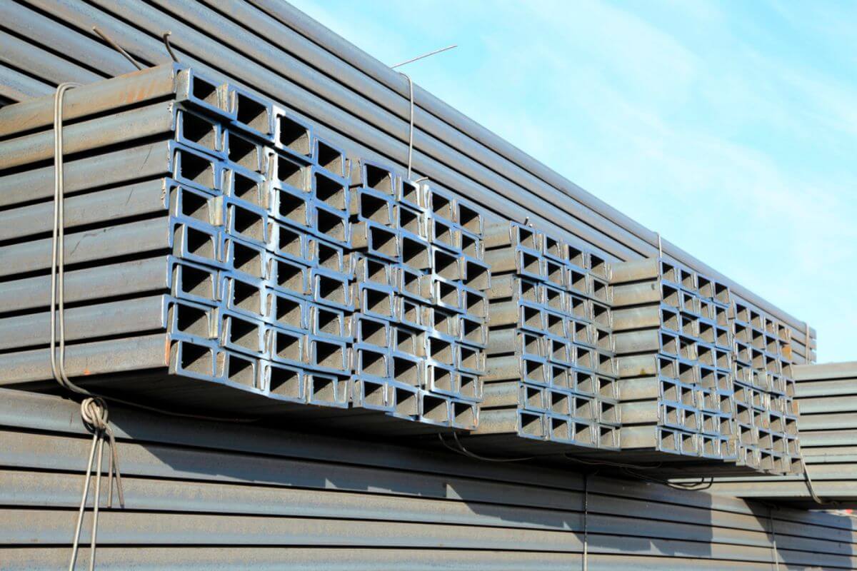 Channel bars for home framing and partition wall projects